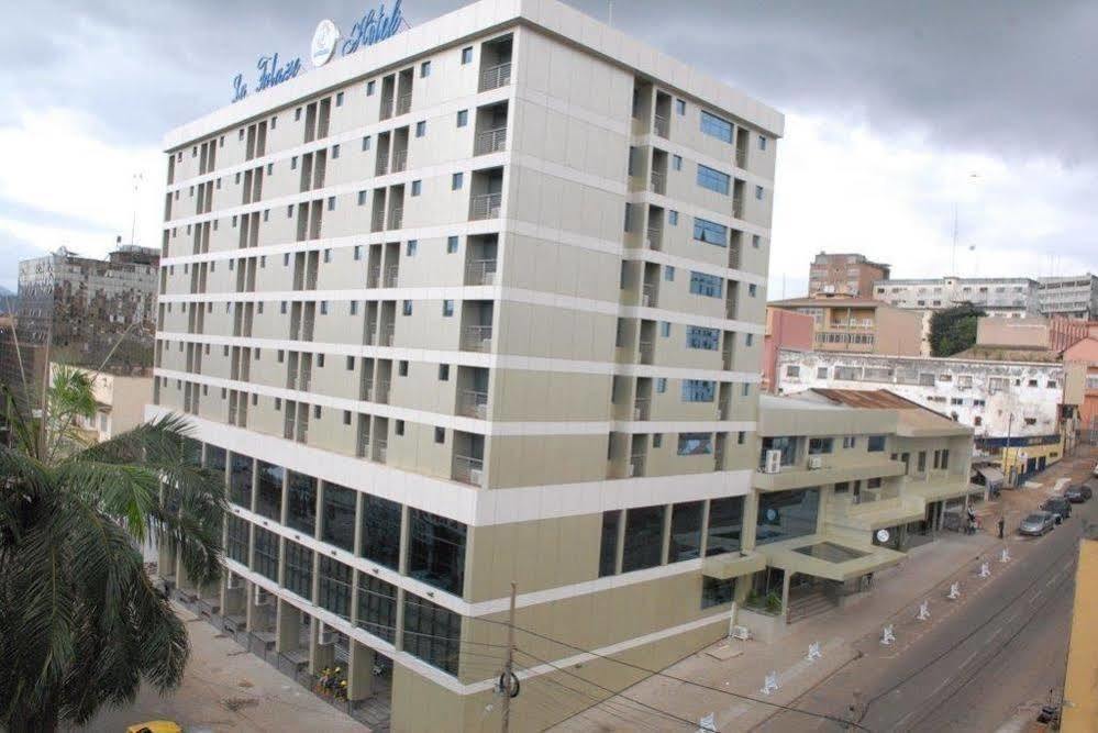 Hotel La Falaise Yaoundé Exterior foto