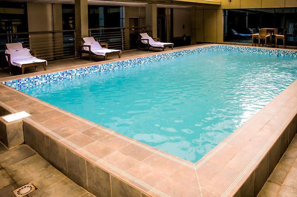 Hotel La Falaise Yaoundé Exterior foto